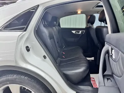Infiniti FX