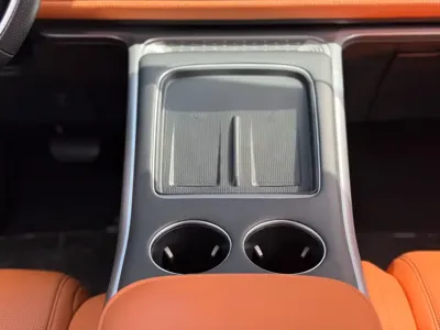 Xpeng G9