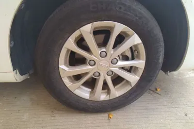 Geely Auto Emgrand