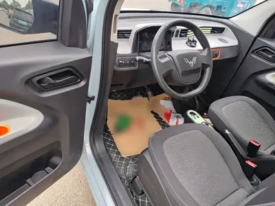 Wuling MINIEV
