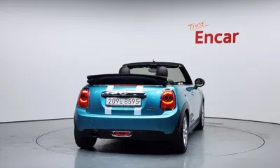 MINI Cooper Convertible