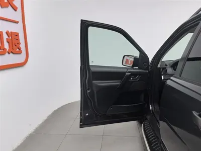Land Rover Freelander 2