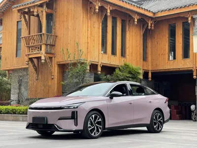 Geely Galaxy L6