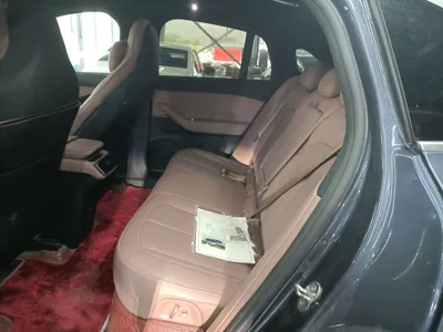Nio EC6