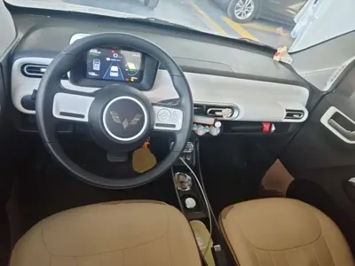 Wuling MINIEV