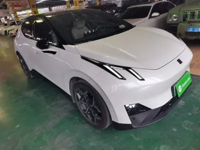 Lynk & Co Z20
