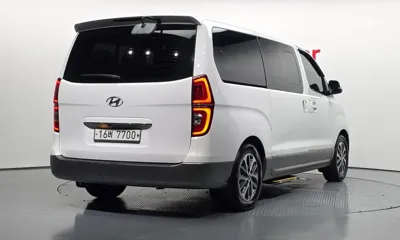 Hyundai Starex