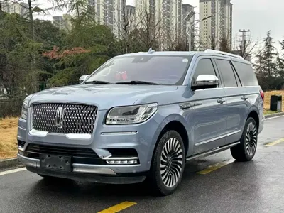 Lincoln Navigator