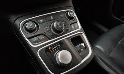 Chrysler 200