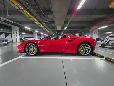 Ferrari F8