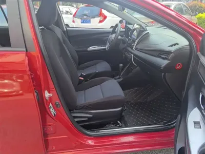 Toyota Yaris L