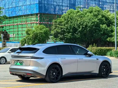 Nio ET5T