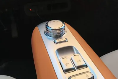 CHANGAN NEVO Lumin