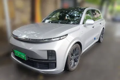 Li Auto L8