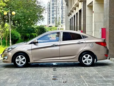 Hyundai Verna