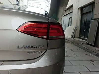 Volkswagen Lamando