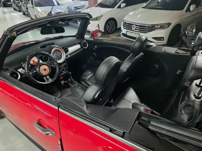 MINI Cooper Convertible