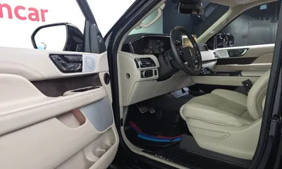 Lincoln Navigator