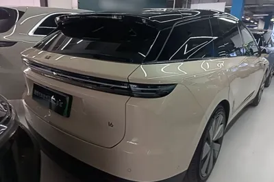Li Auto Li Auto i6