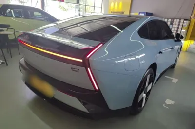 Xpeng P7