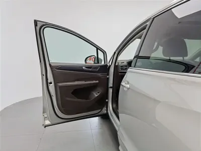 Volkswagen Viloran