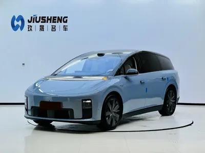 Li Auto 理想i8
