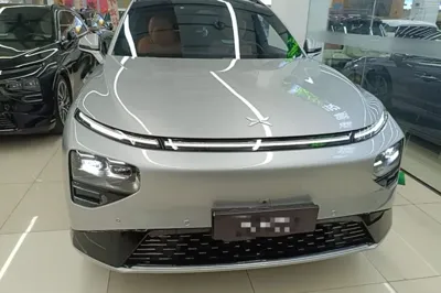 Xpeng G9
