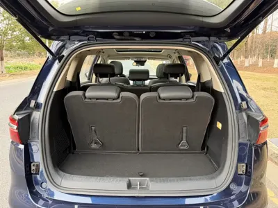 BYD MAX