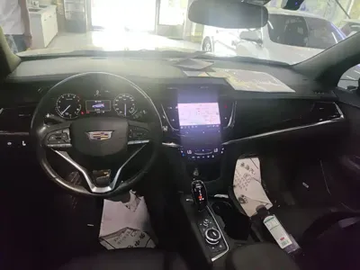 Cadillac XT6