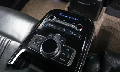 Genesis EQ900