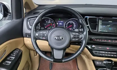 Kia Canival