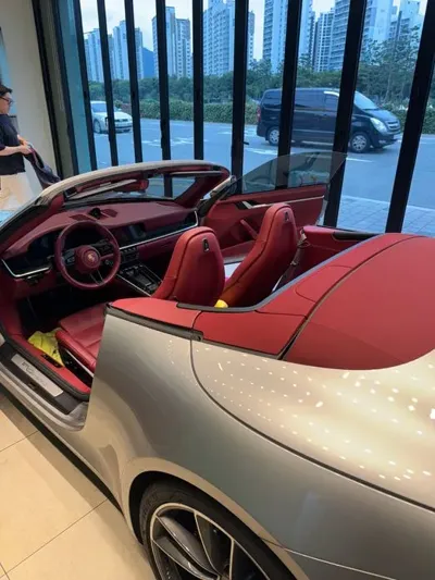 Porsche 911