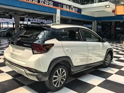 Toyota Yaris L