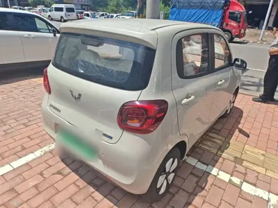 Wuling MINIEV