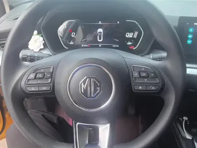 MG MG5