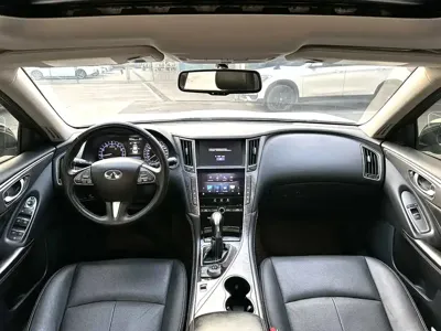 Infiniti Q50L