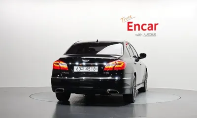 Hyundai Genesis