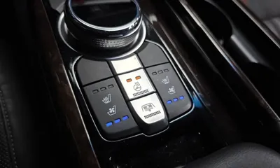 Genesis EQ900