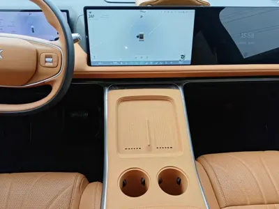 Xpeng G9