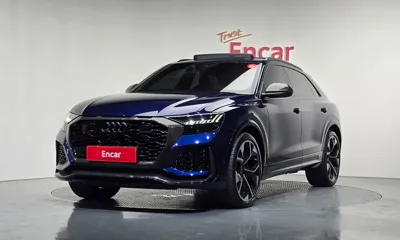 Audi RSQ8