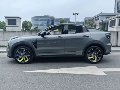 Lynk & Co 05