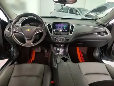 Chevrolet Malibu XL