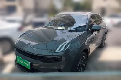 Lynk & Co 06