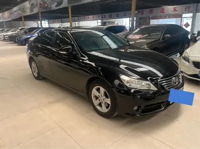 Toyota Reiz