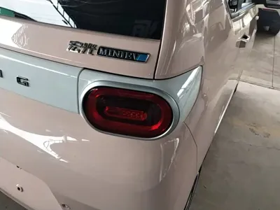 Wuling MINIEV