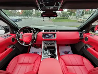 Land Rover Sport