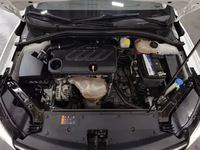 Roewe i5