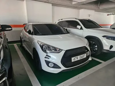 Hyundai Veloster
