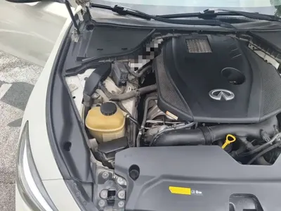 Infiniti Q50L