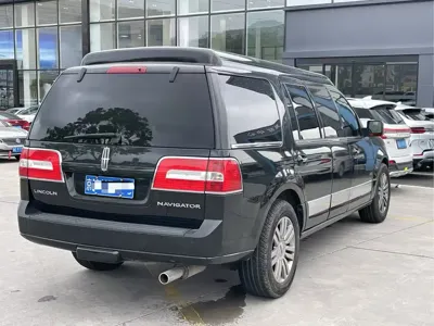 Lincoln Navigator